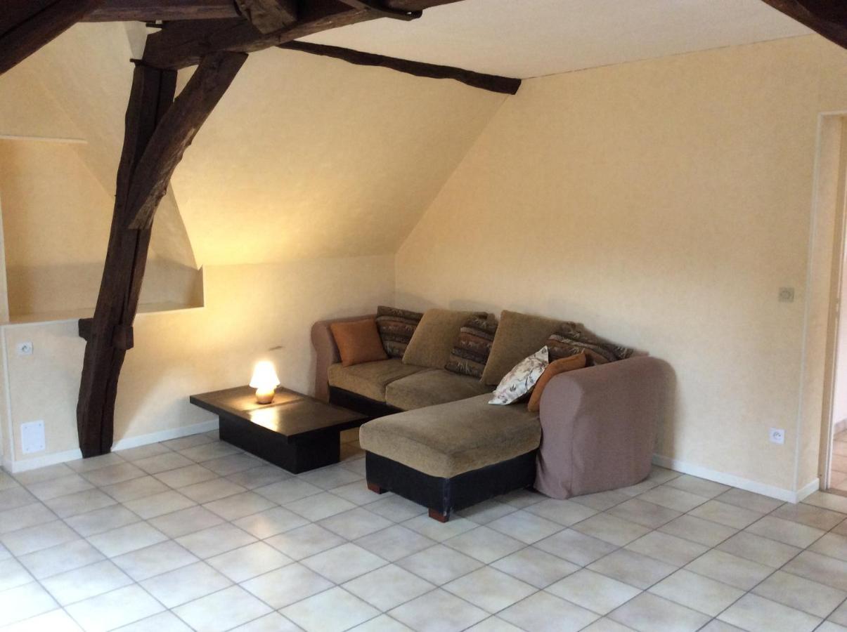 Appartement Spacieux Et Lumineux Au Centre Ville Tonnerre Zewnętrze zdjęcie